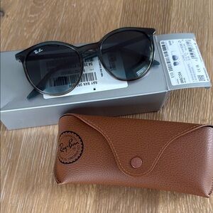 Ray-Ban Women's Black Sunglasses rb 2204